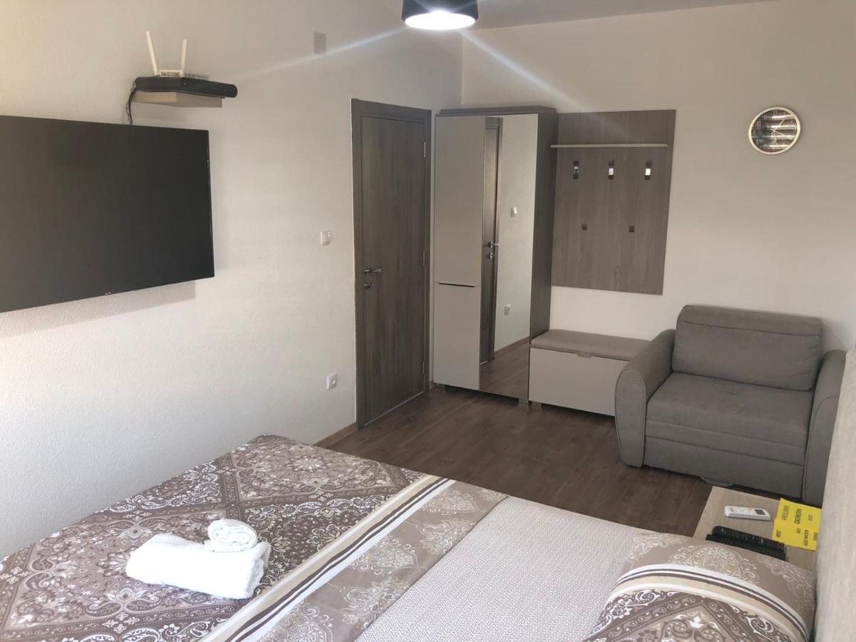 Renta Stan Apartman Odmor Podgorica Exterior photo